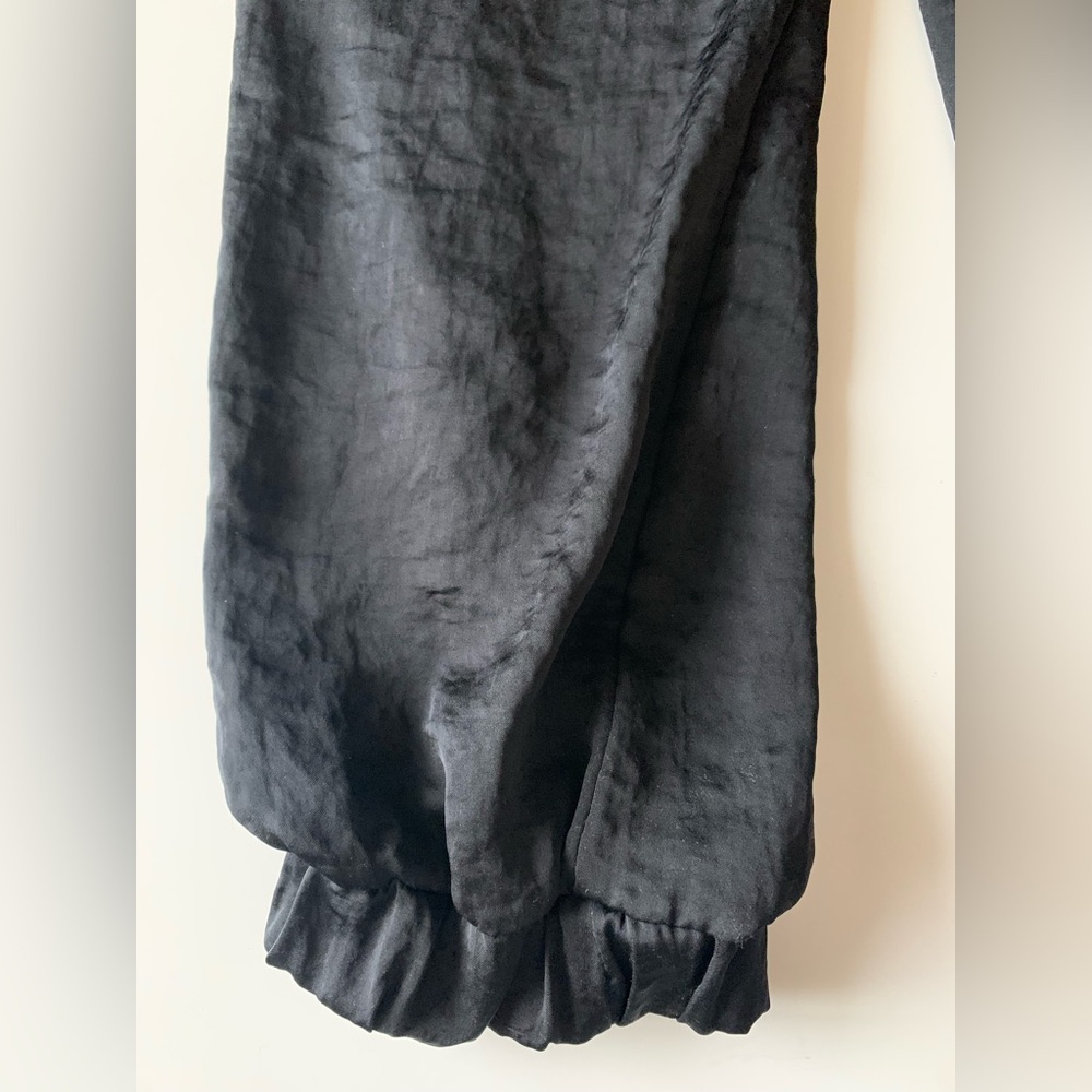 Zara Women Black Satin Cuffed pants Size XS - Picture 4 of 5
